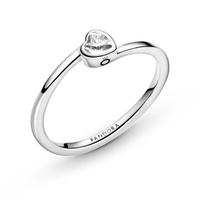 Anillo Pandora Corazón Solitario Transparente Inclinado 199267C02 - Imagen 4