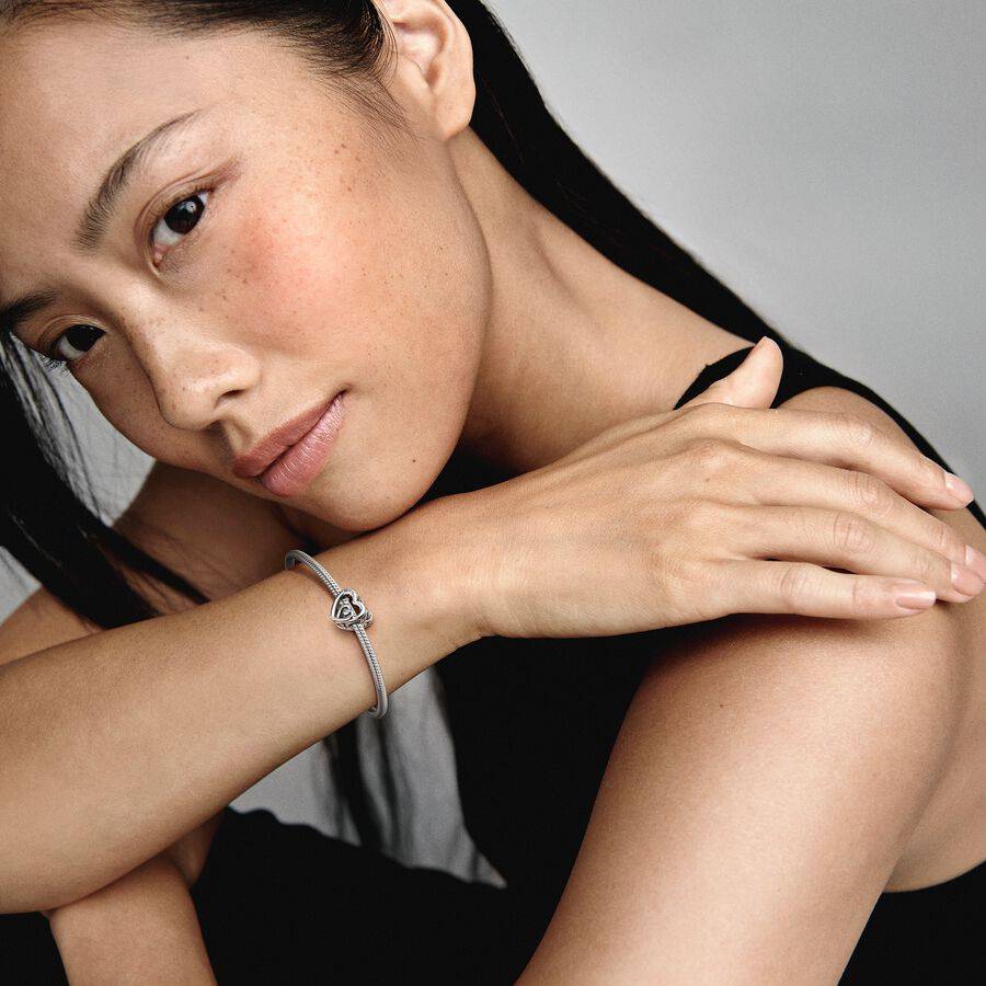 Charm Pandora Corazones Infinitos Entrelazados 790800C00 - Imagen 7