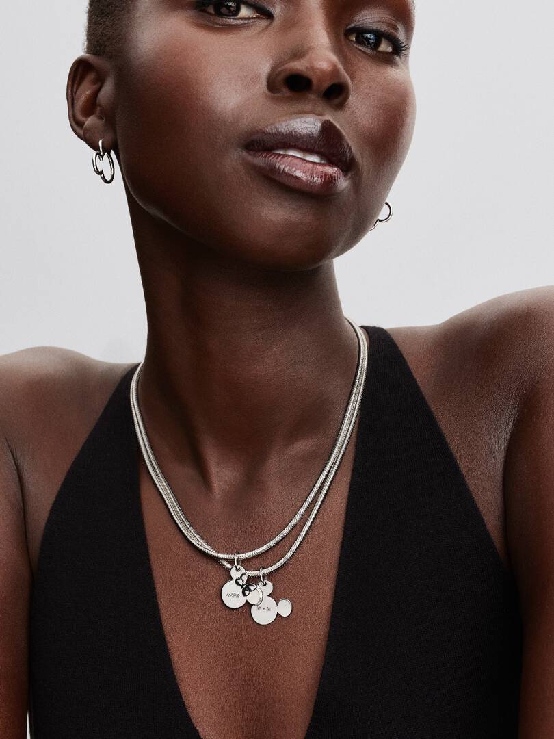 Colgante grabable Disney Minnie Mouse en plata de ley 793993C00 - Imagen 5