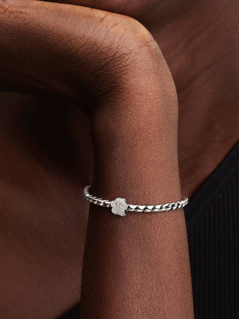 Mini Charm Pandora Huella Texturizada Plata Ley 794043C00 - Imagen 5