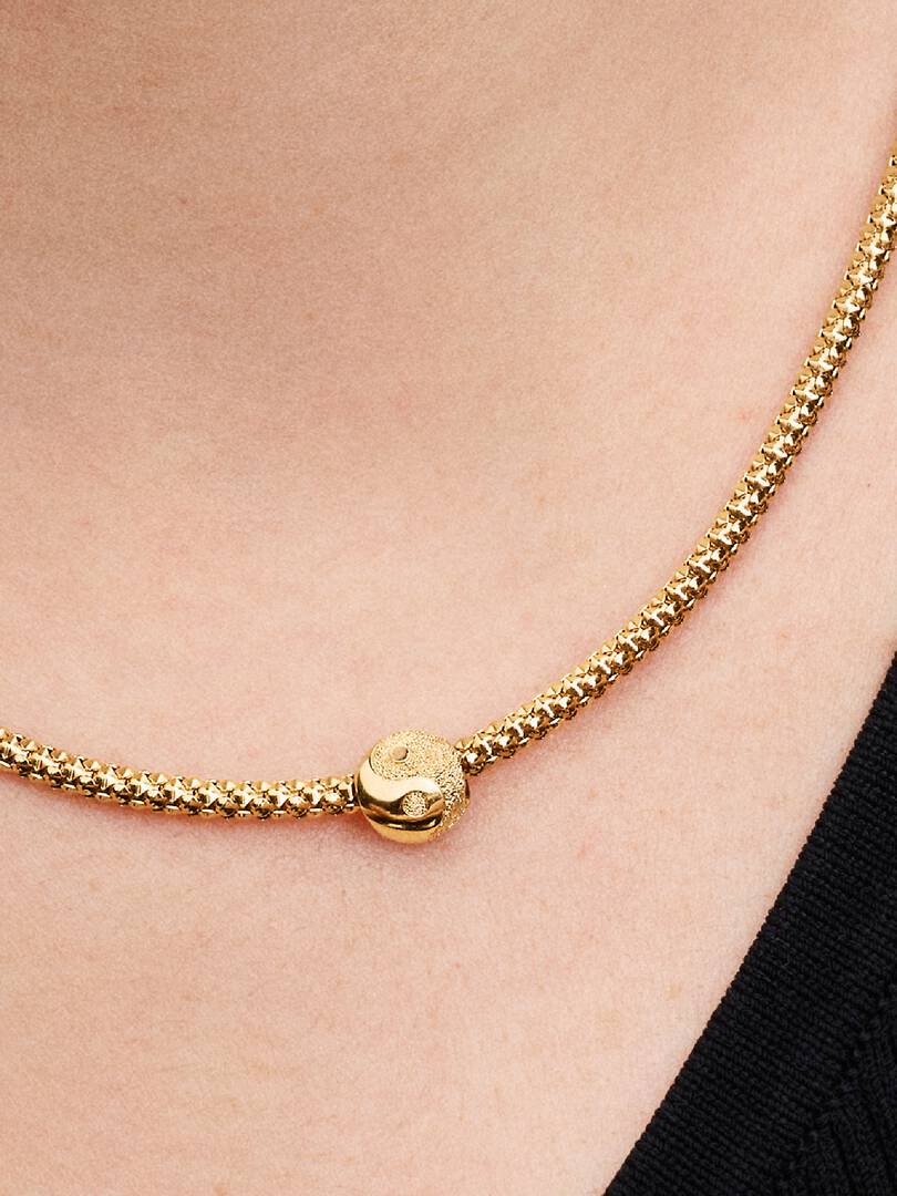 Mini Charm Pandora Yin y Yang Texturizado Chapado en Oro de 14k - Referencia 764045C00 - Imagen 5