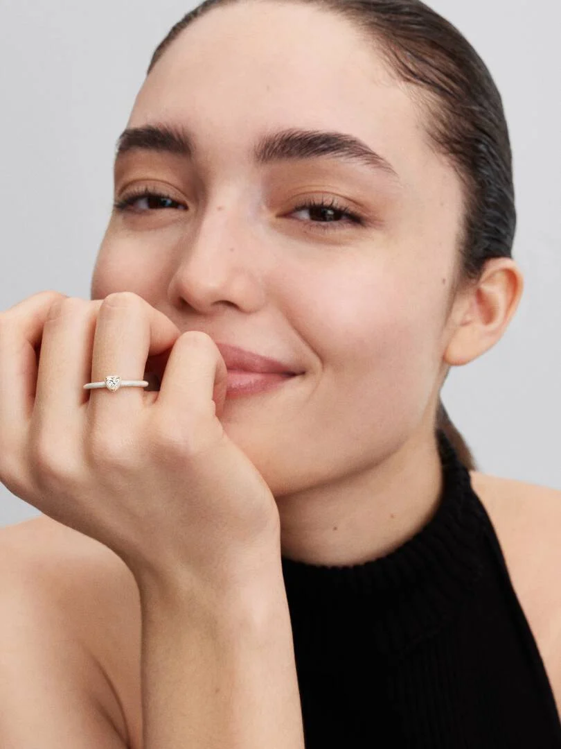 Anillo de Corazón Chapado en Oro de 14k con Circonita Cúbica y Esmalte Blanco Nacarado 163088C01-52 - Imagen 5